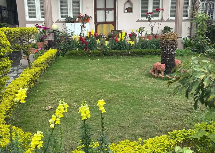 L&s Kathmandu